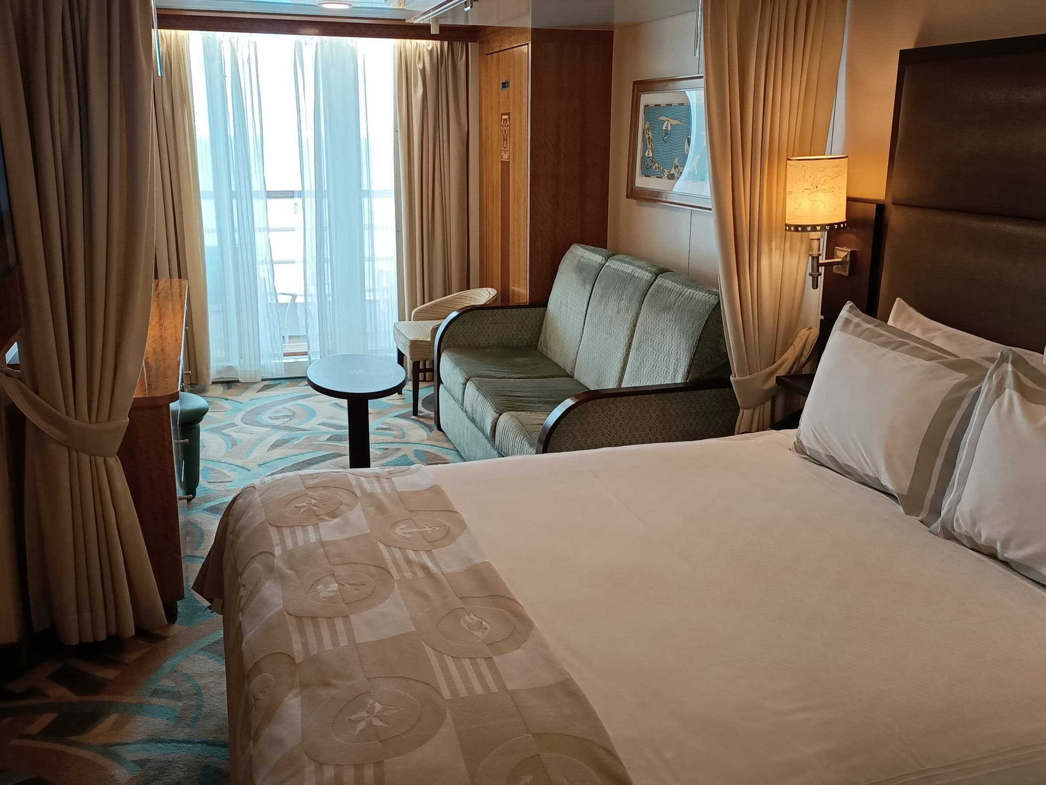 Deluxe Family Oceanview Balcony sleeps 5 - Image by Holidays Beckon