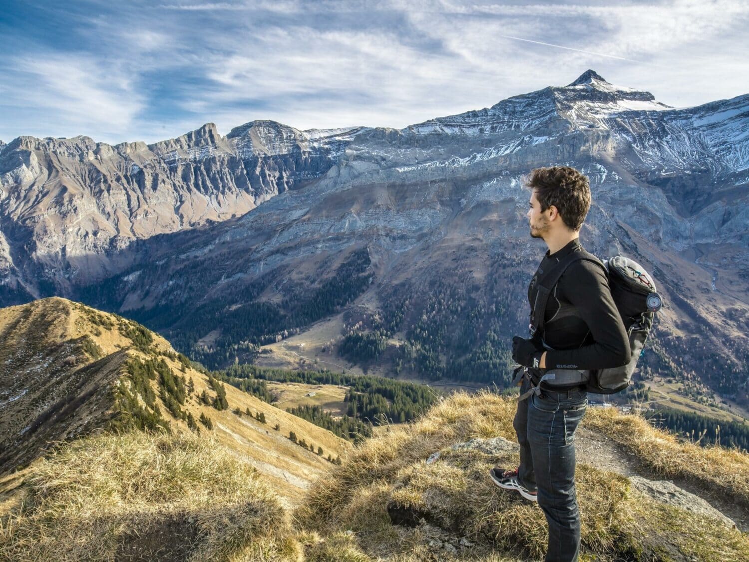 Solo Male Traveller - Image by Noel_Bauza from Pixabay