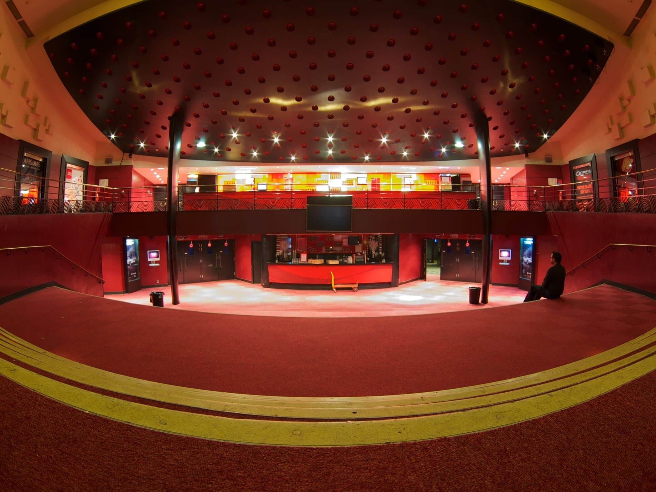 The Lobby of L'Olympia in Paris - Image by Rob Sinclair CC BY-SA 2.0 via Wikimedia Commons