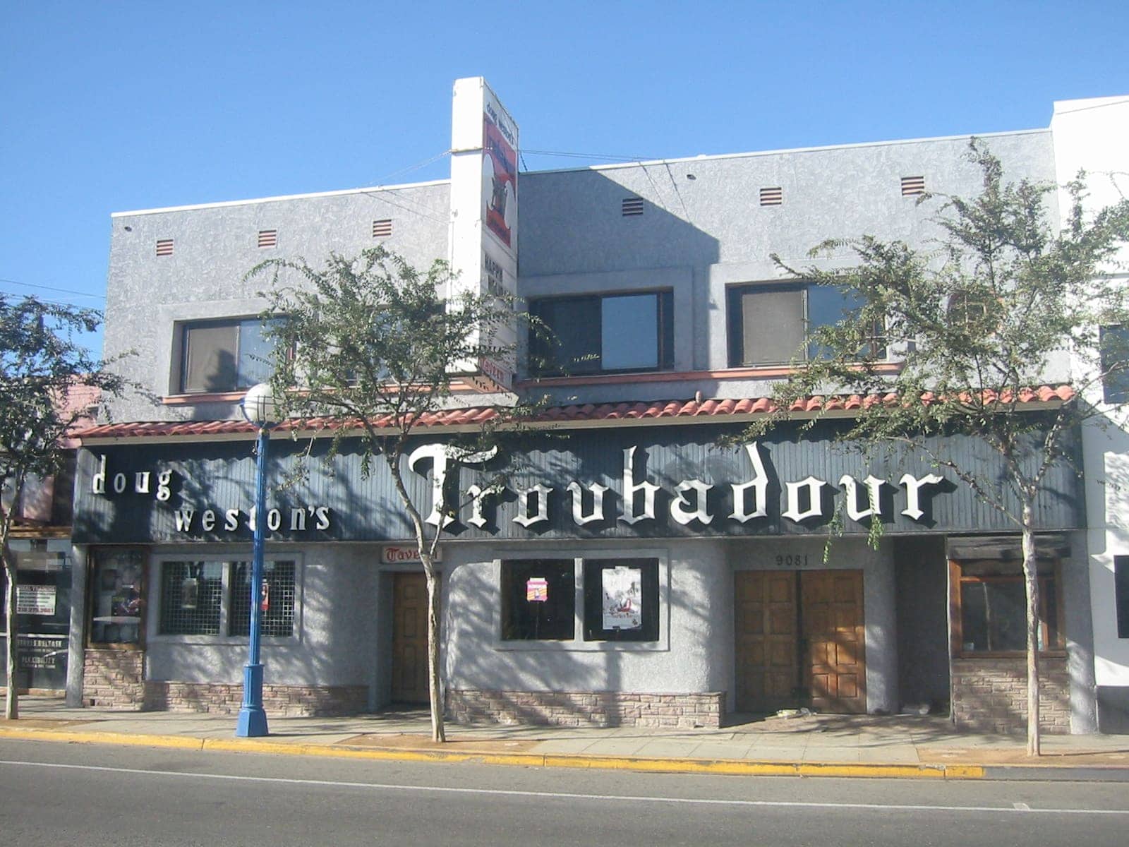 Troubadour - Image by Gary Minnaert Public domain via Wikimedia Commons