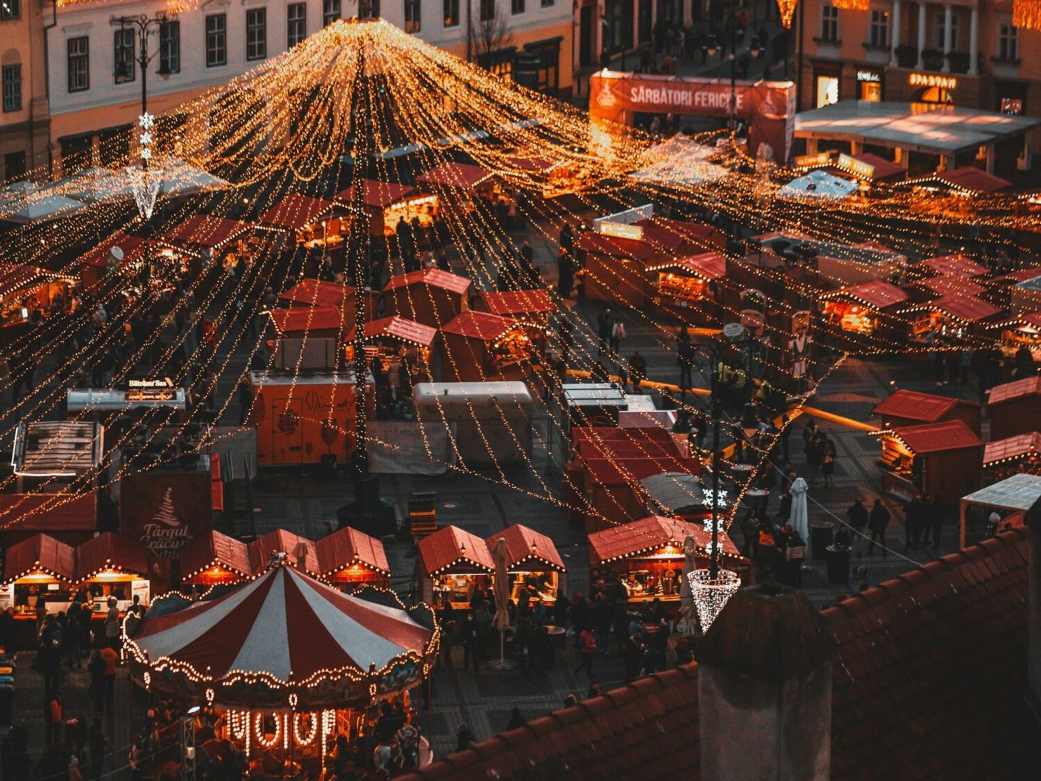 Xmas Markets - Image by Pablo Ceas on Unsplash