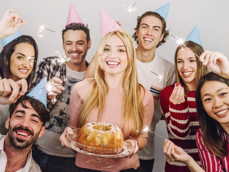 Birthday Celebrations - Image by Elkaaaaaaa on Pixabay