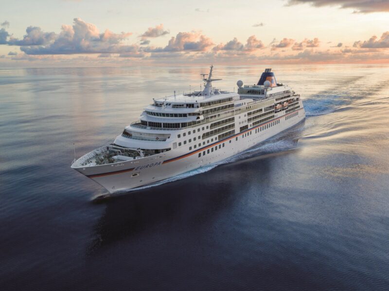 Hapag-Lloyd Europa at Sea