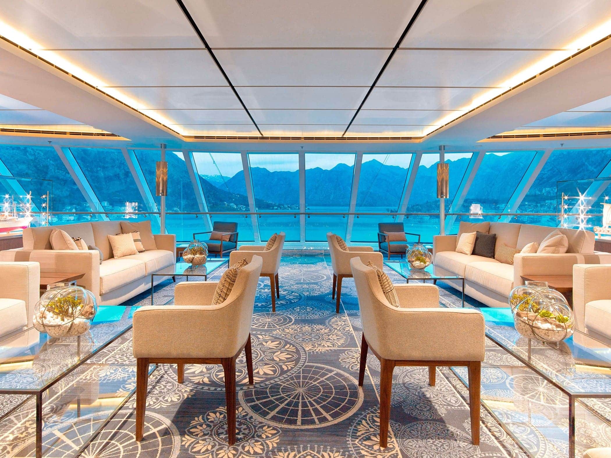 Explorers Lounge
